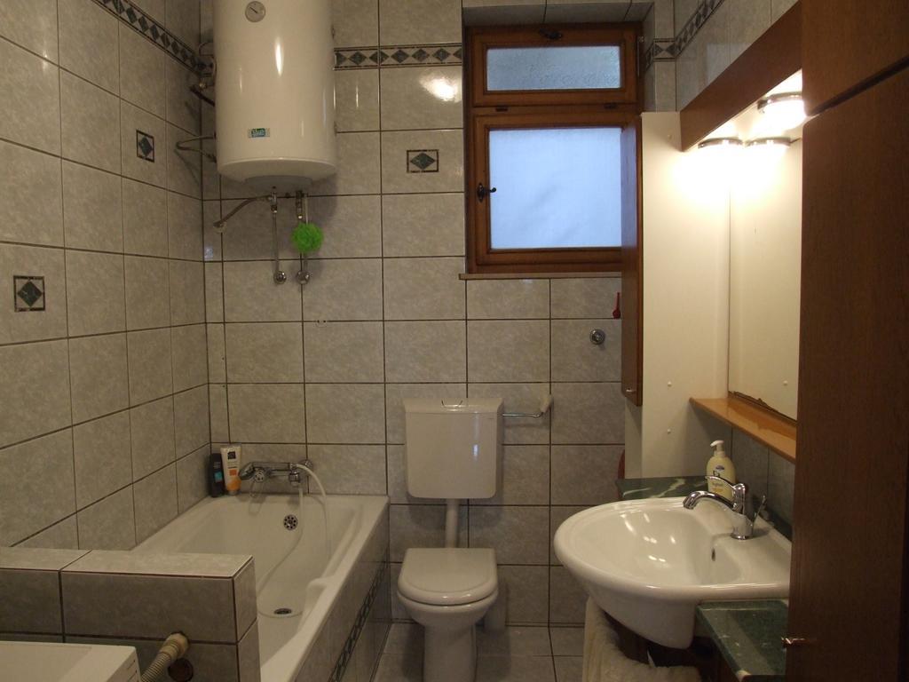 Apartment Dino Sveti Juraj Phòng bức ảnh